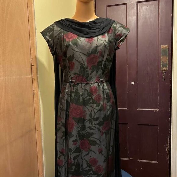 Vintage 1950s/60s Wiggle dress with sheer Chiffon Overlay - Picture 2 of 5